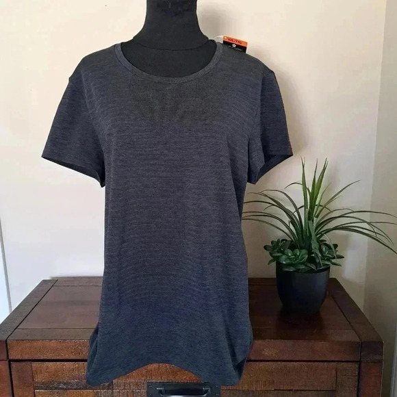 New! Tuff Athletics Active Top XXL Soft Dark Grey Seamless Stretch T-shirt - Picture 4 of 13